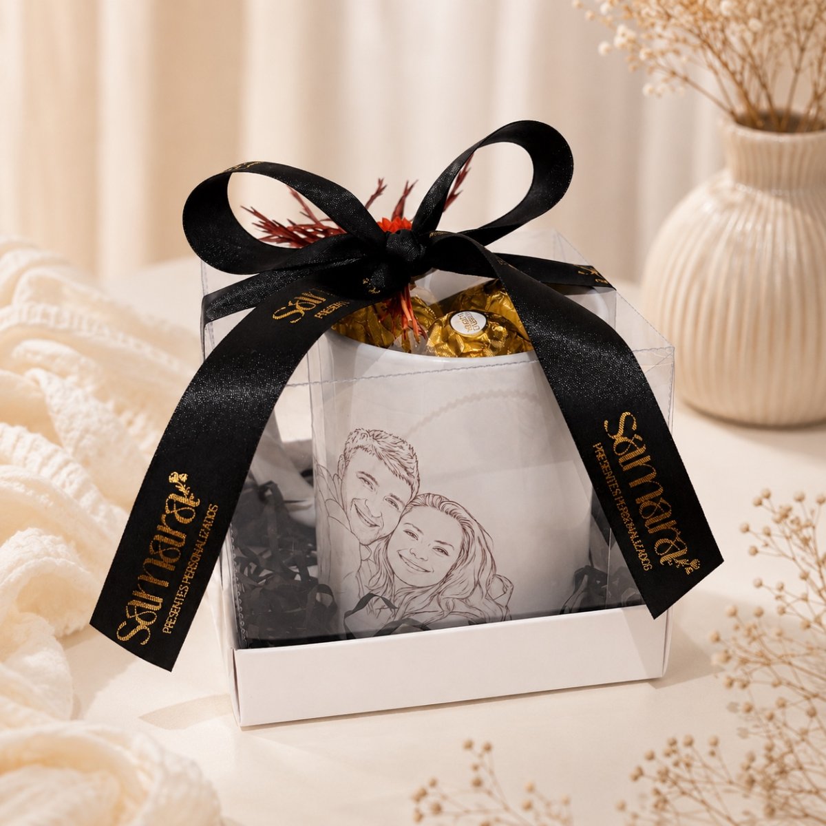 Caneca Na Caixa De Acetato Com Bombons Ferrero Rocher