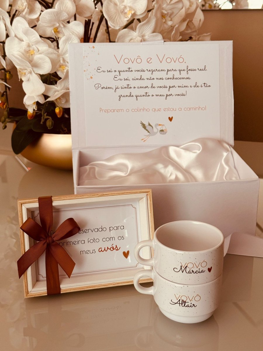 Kit Caixa Cartonada com Duas Xícaras + Porta Retrato
