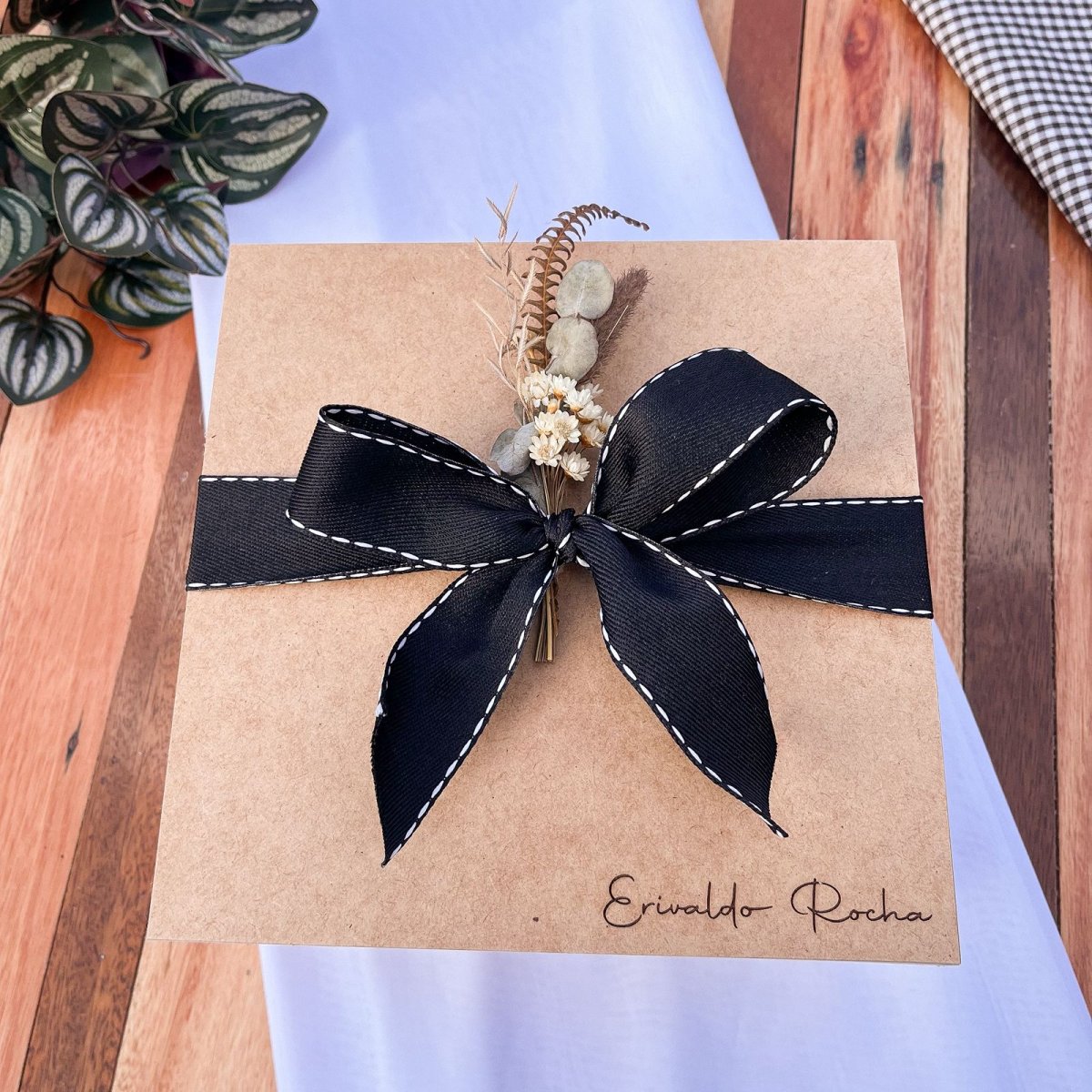 Kit Caneca + Chaveiro + Nécessaire