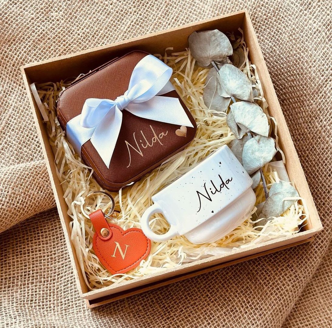 Kit Porta-joias + Xícara + Chaveiro coração