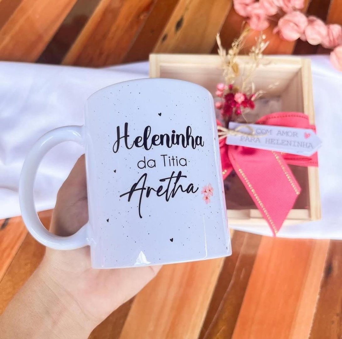 Caneca na Caixa Pinus com tampa de acrílico