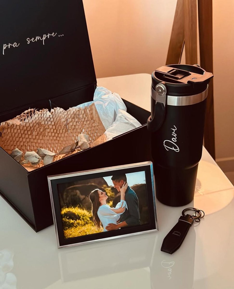 Kit Garrafa térmica + Chaveiro + Porta retrato